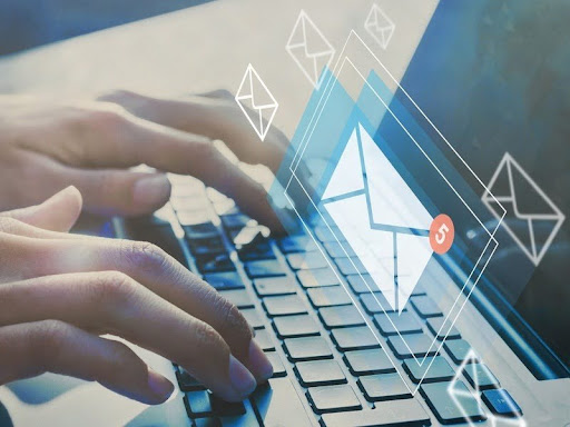 Customer Service Excellence and Modern User Support Experience