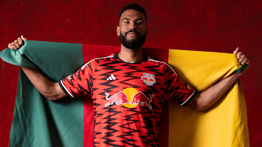 Explore Eric Maxim Choupo-Moting with Socolive and His Journey to Success in Europe